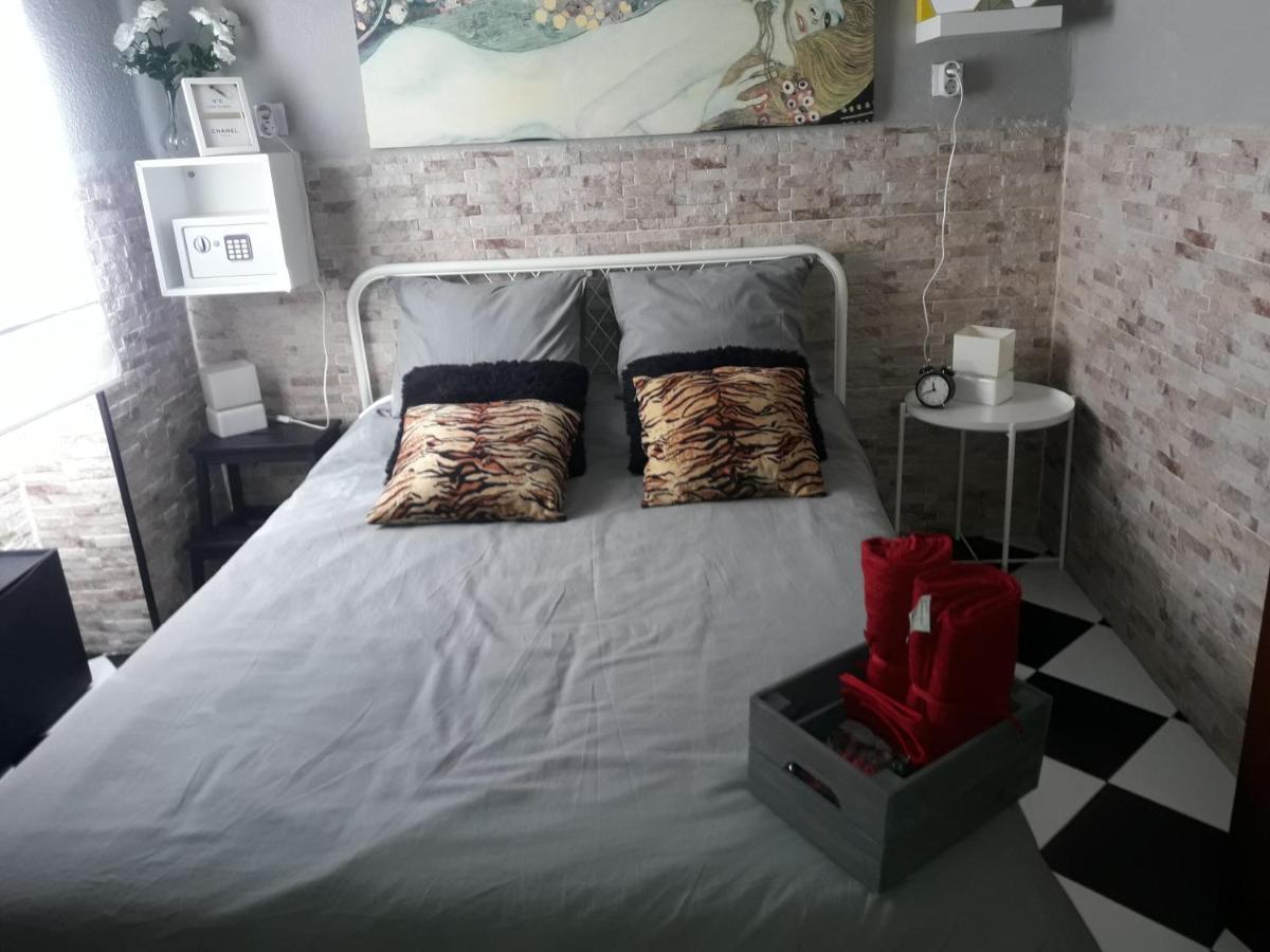 Apartamento La Escapada Малага Екстер'єр фото